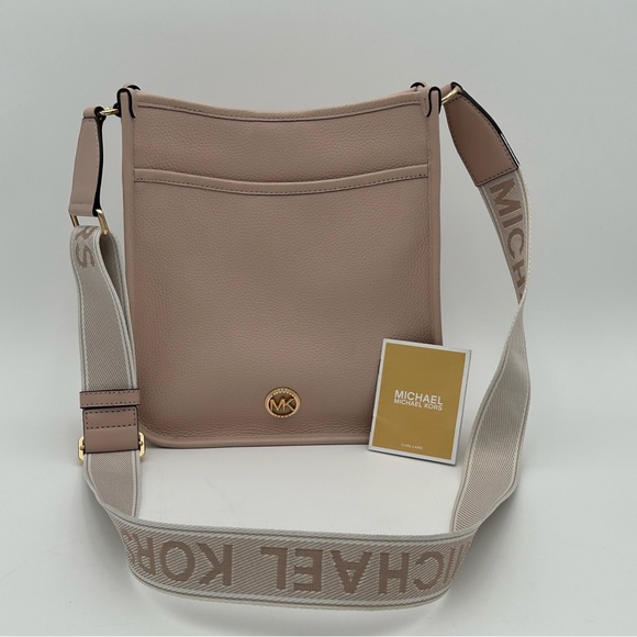 Michael Kors Handbags - Michael Kors Blush Crossbody Bag